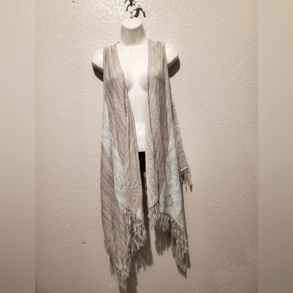 💚5/$25 Charming Charlie Long Duster Open Front Fringe Knit Cardigan Size Medium - Picture 1 of 7